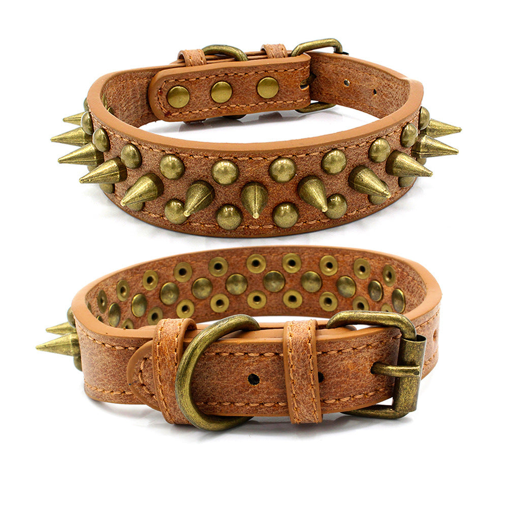 Adjustable  Pointed Rivet Dog collar